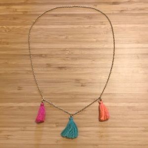 Tasseled necklace